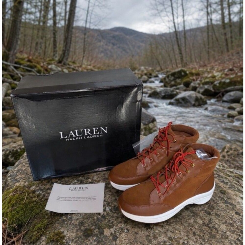 Ralph Lauren Rylee Hiker Boots Women’s Size 9B New In Box